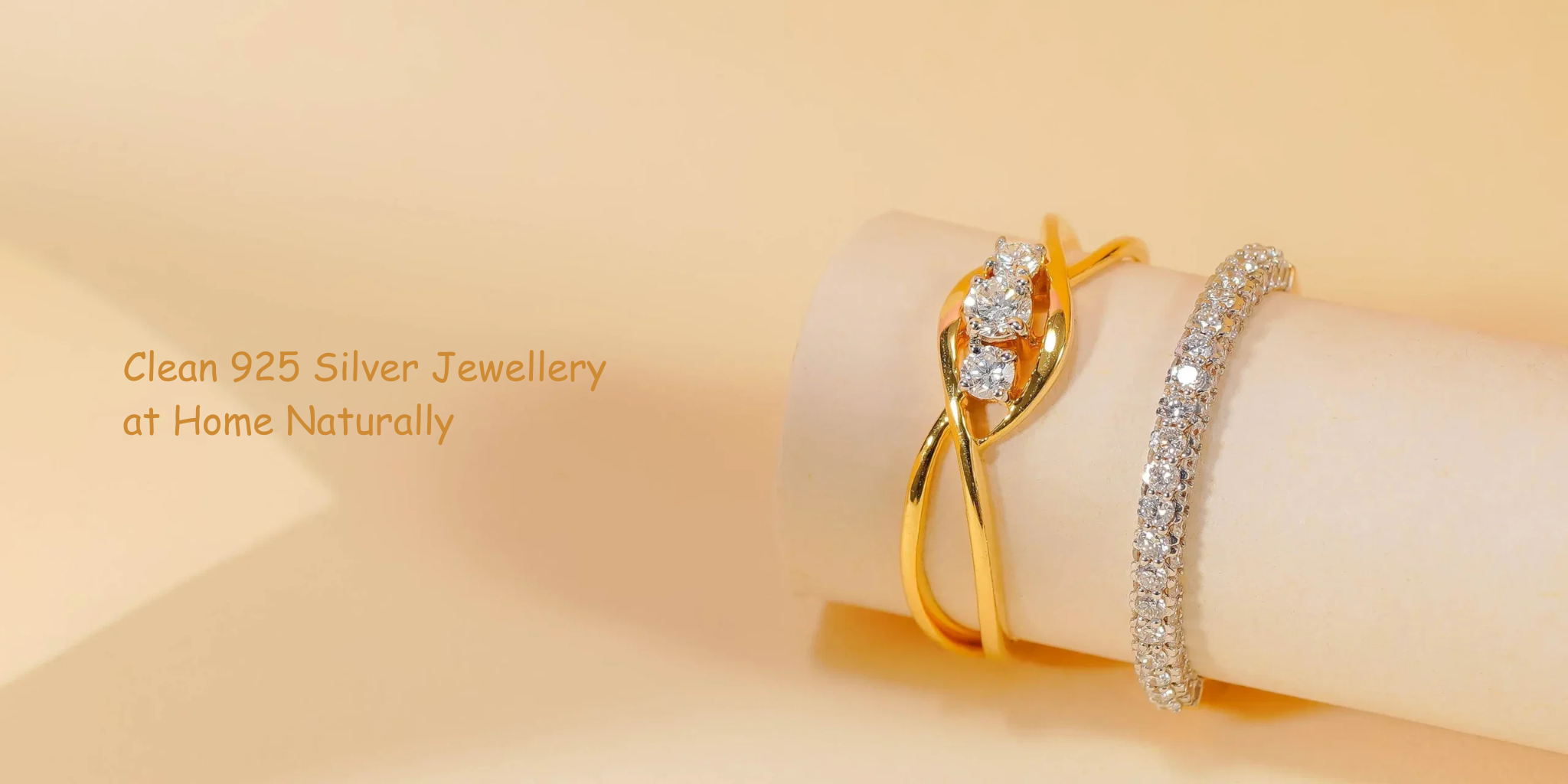 How to Clean your 925 Silver Jewellery at Home Naturally