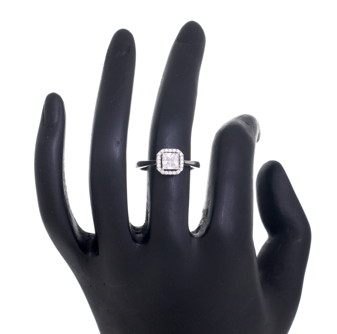 Radiant Solitaire Silver Sing