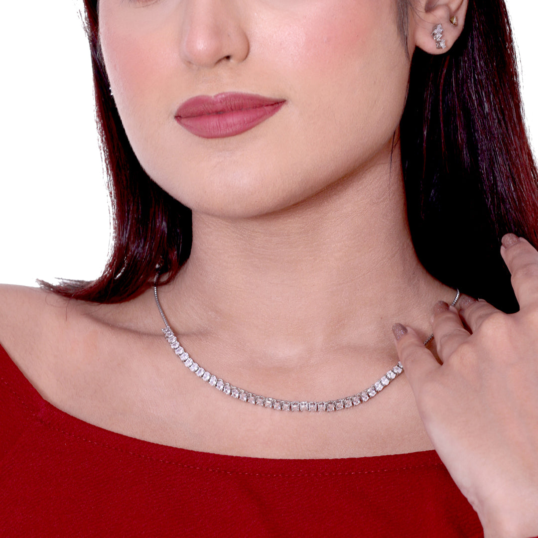 Classic Solitaire Silver Neckless Set