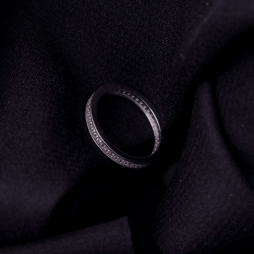 Round Cut Silver Band