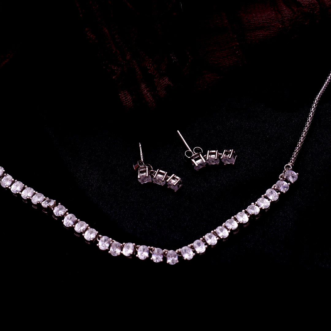 Classic Solitaire Silver Neckless Set