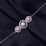 Load image into Gallery viewer, Pearl Silver Bracelate
